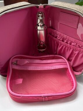 Trish McEvoy Pink Travel Cosmetic Organizer with Ring Binder